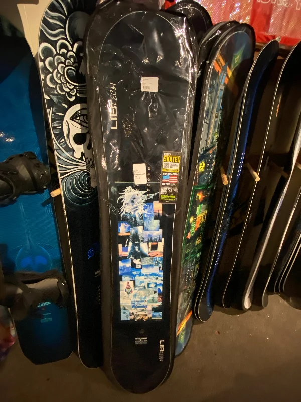 Special Promotions Available For A Short Time 23/24 Lib Tech Skate Banana (MULTIPLE SIZES)