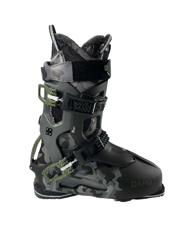 winter 22 23 basaltblack green camo:#fdfdfd